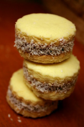 ALFAJORES DE DULCE DE LECHE