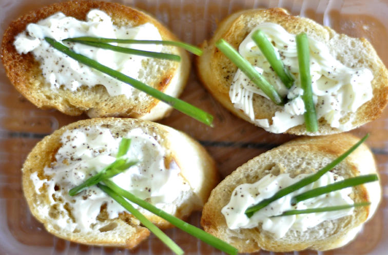 BRUSCHETTAS AL ROQUEFORT